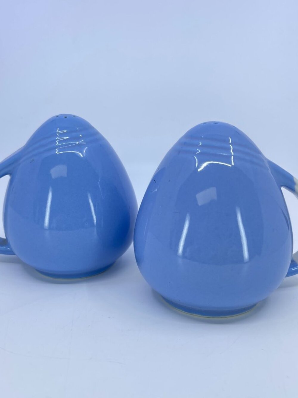 vintage hall's superior "rose parade" salt & pepper shakers flora accents